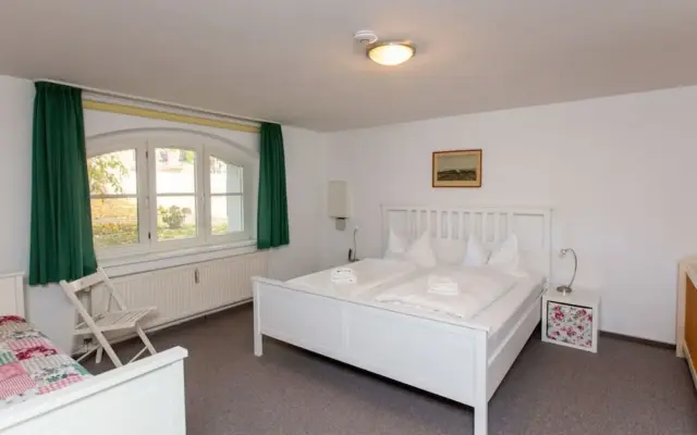 2 Villa Blanck Comfortable Holiday Residence