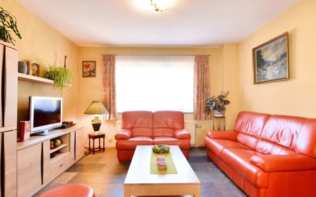 Apartment in Liege With Sauna & Hot Tub