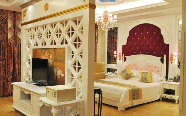 Triumph Palace Hotel
