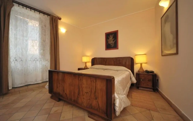 Romantica Pucci