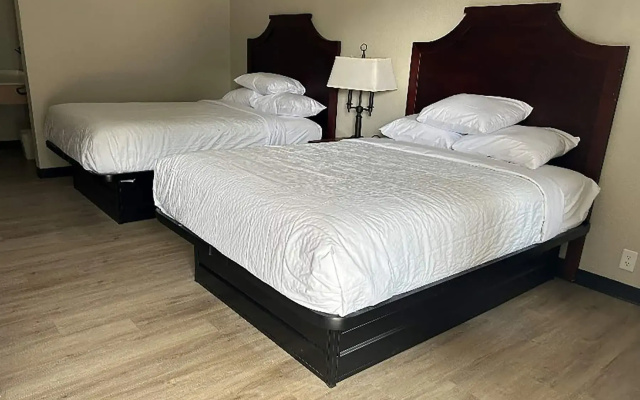 Days Inn by Wyndham Hinesville Near Fort Stewart
