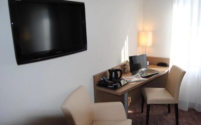 Brit Hotel Chateaudun