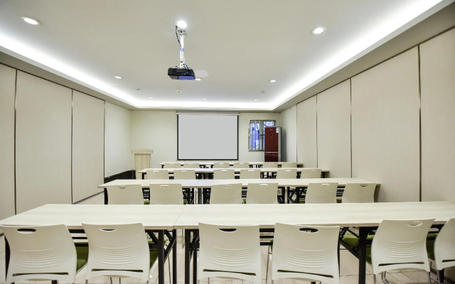Ji Hotel Tangshan Wanda Plaza