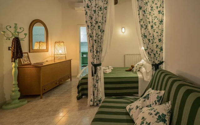 Picabon Quiet Apartment with AC & Balcony