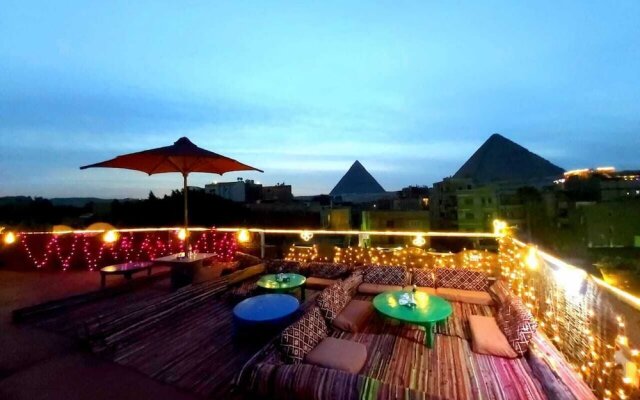 Pyramids paradise hotel 0