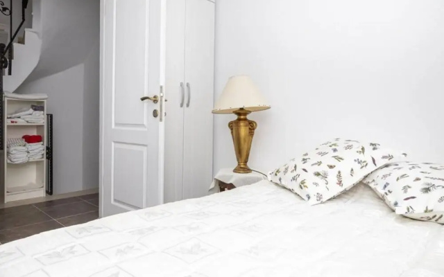 Comfy Triplex near Beach with Garden in Bodrum