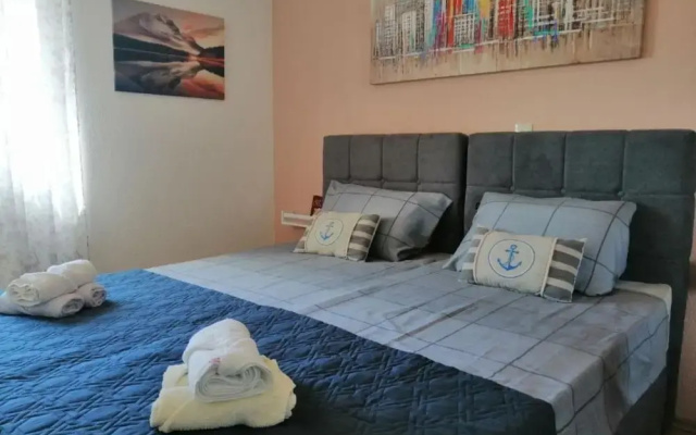 Apartment Libe With Sea View Trogir