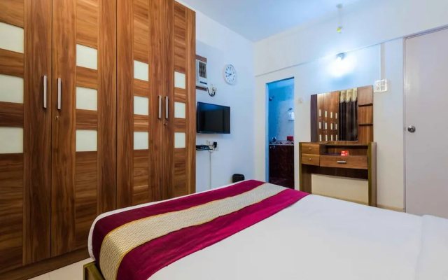 OYO 4573 Apartment near BKC