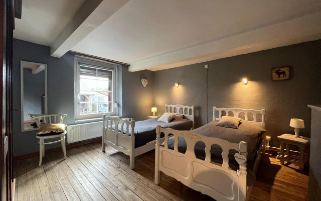 Lovely Holiday Home in Wallonie With Private Garden