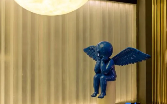 Theme Sky Hotel