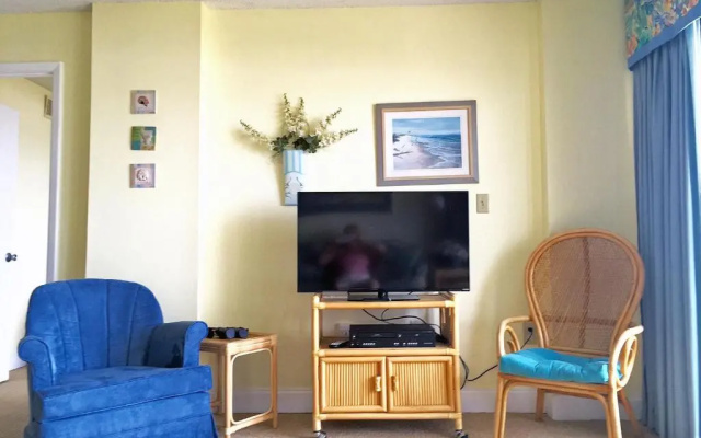 Springs Towers 304 3Br