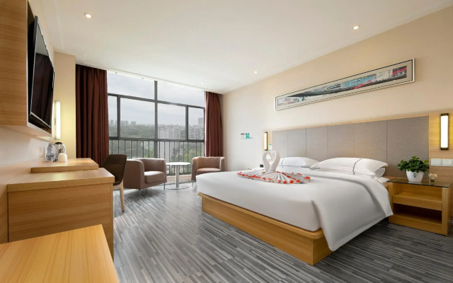 City Comfort Inn Yichang East Railway Station
