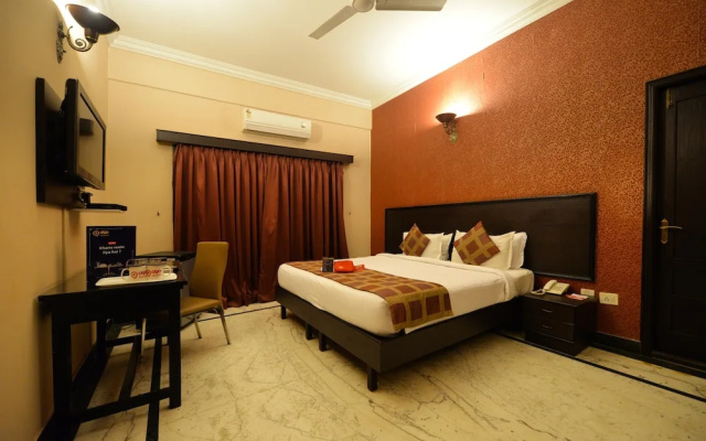 OYO Premium Banjara Hills Road No 12