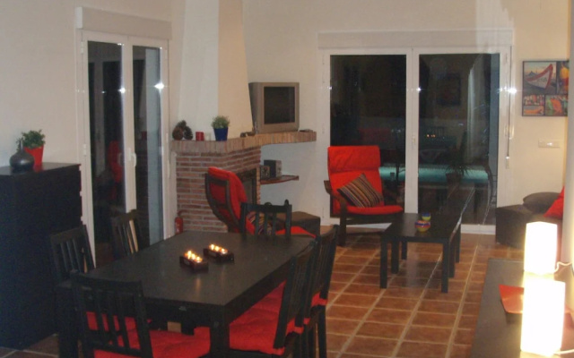 Peaceful Villa in Arenas With Swimming Pool