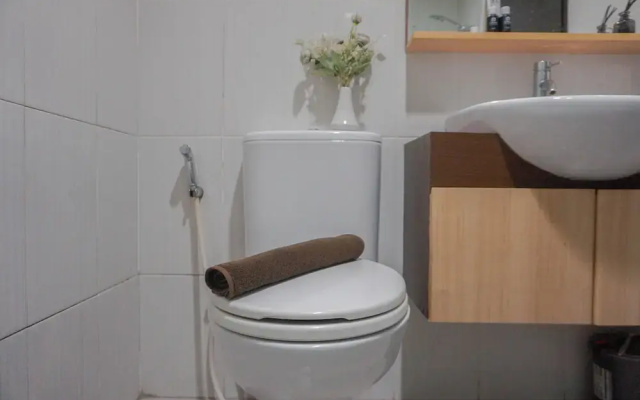 Comfortable Studio At Tamansari Semanggi Apartment