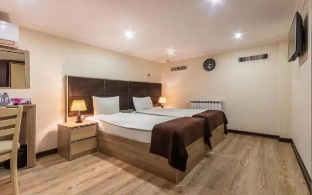 Deluxe İnn Hotel Baku