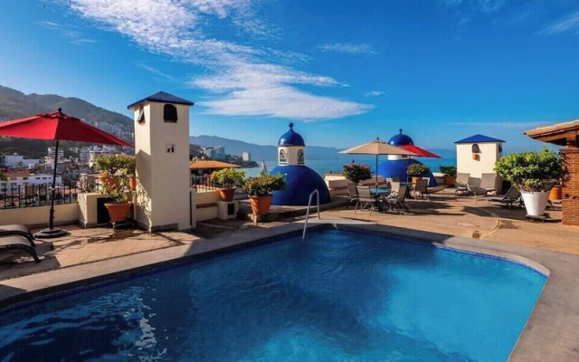 Ocean View 1Br Condo-balcony-beach-pool - 502