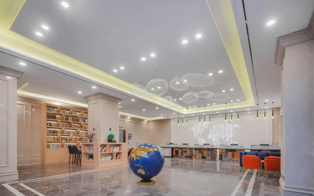 Kyriad Hotel (Xuzhou High-speed Railway Station West Exit)