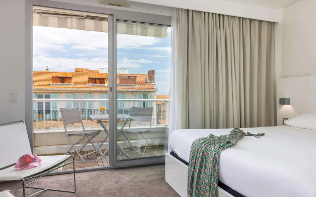 ibis Styles Menton Centre