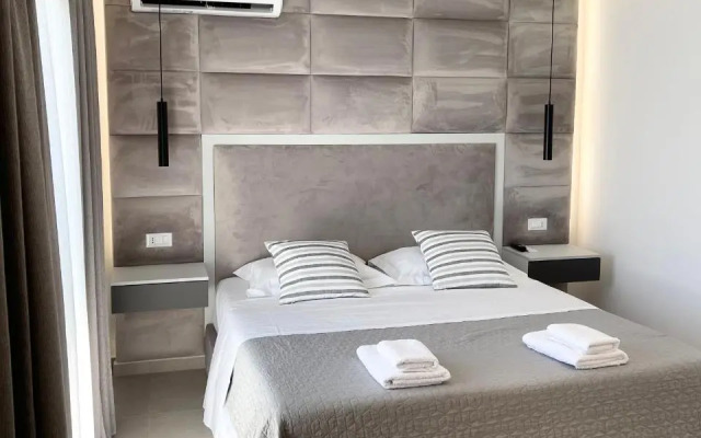 White House Kokas Luxury Apartments