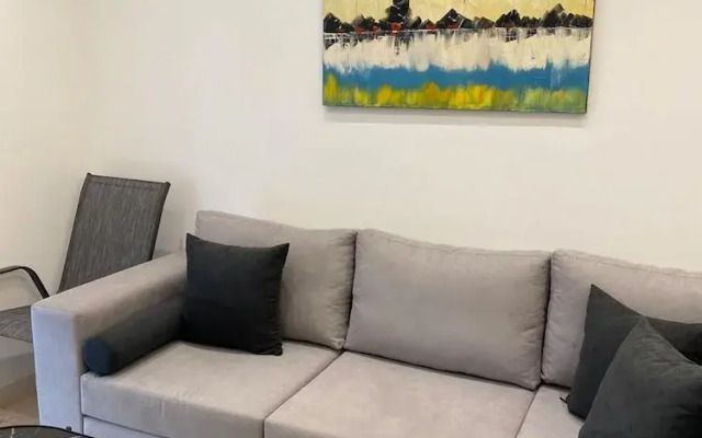 Elysian Apartment - At067