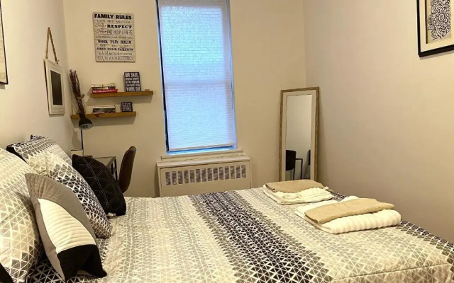 Cozy Entire Apartment in Upper East