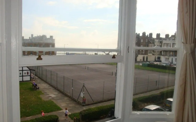 Spencer Court Hotel