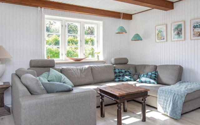10 Person Holiday Home in Rødvig Stevns