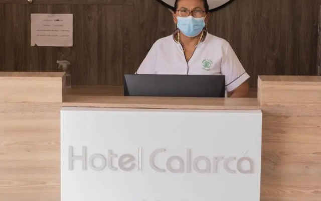 Hotel Calarca N2