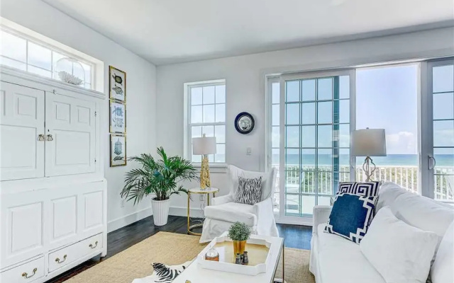 Anastasia Beach House - Five Bedroom Home