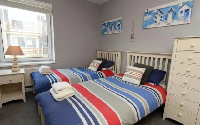 Mermaid Apartment - Sea Front Apartment With Views