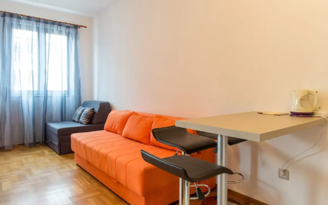 Apartment Bolero