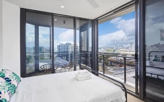 Brisbane One Apartments by CLLIX