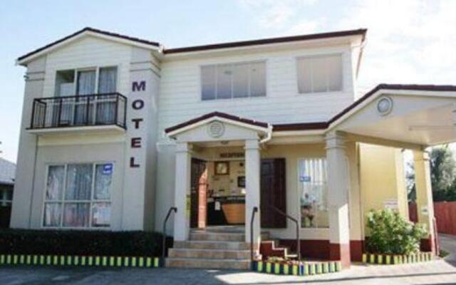Отель Avondale Motor Inn вид на фасад