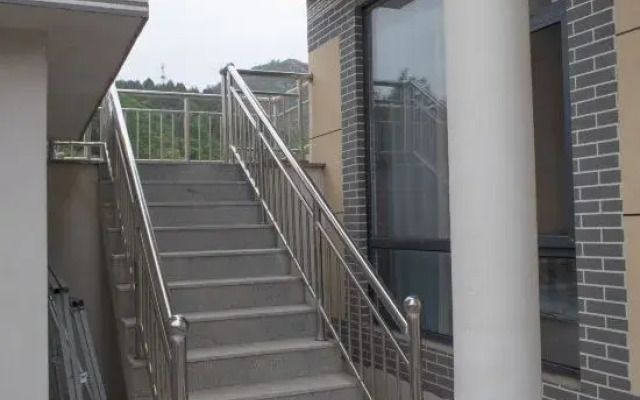 Xibaipo Baixin Homestay