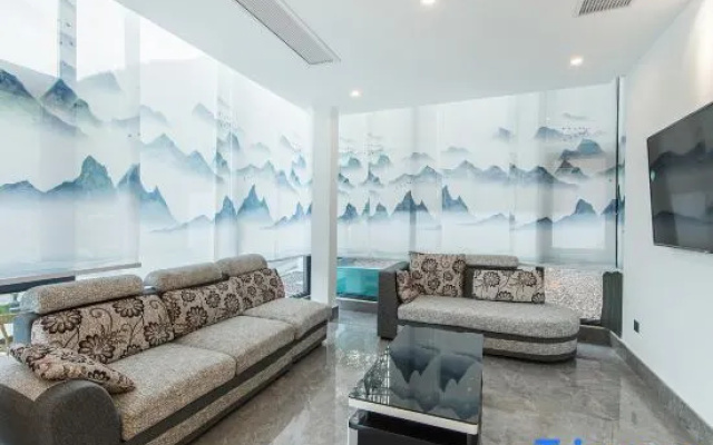 Yunshang Grassland Anji Suxi Landscape Homestay
