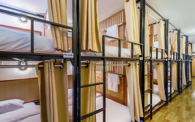 Oyo 717 My​ Space​ Hostel