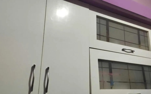 Oyo Home Blue Back Guest House