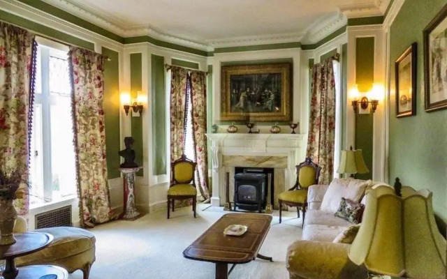 Hazeltine Boutique Hotel BnB