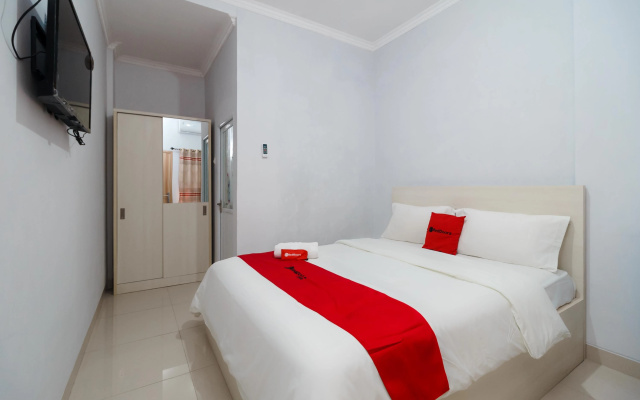 RedDoorz Syariah Near Universitas Bengkulu