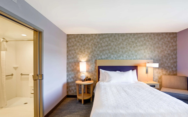 Home2 Suites by Hilton Winston-Salem Hanes Mall