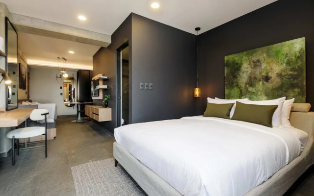 w Lovely 1BR w Private Balcony in Tabacalera