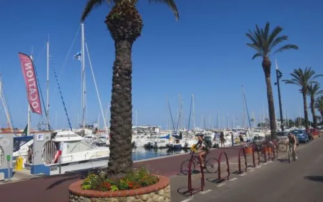 Les Mas de La Mer 41679
