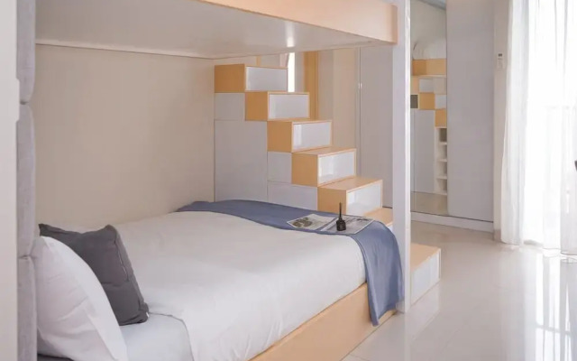 Combined and Spacious 1BR Apartment at Parkland Avenue