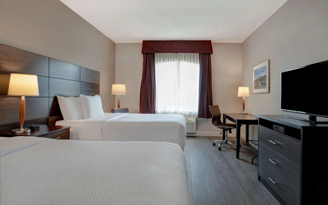 Days Inn & Suites by Wyndham Collingwood