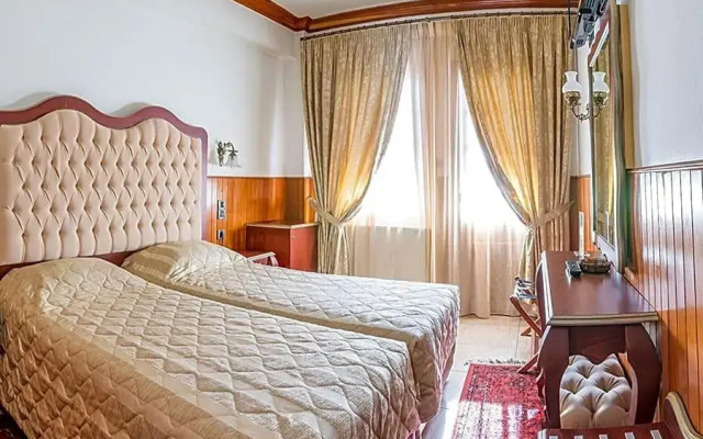 Hotel Apollon