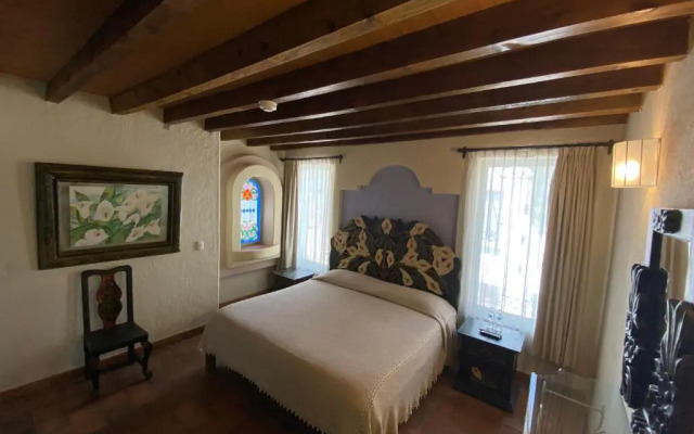 Casa Árbol Hotel