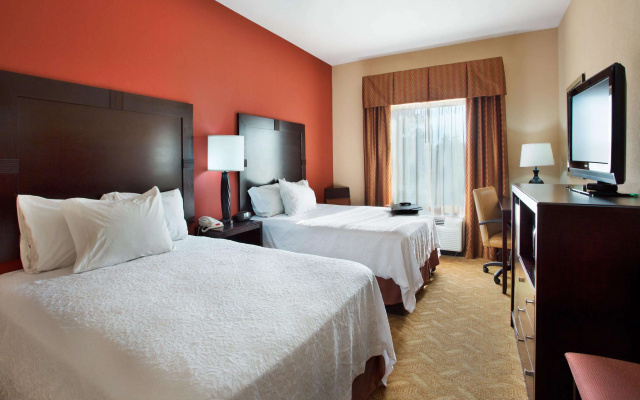 Hampton Inn & Suites Laurel, MS