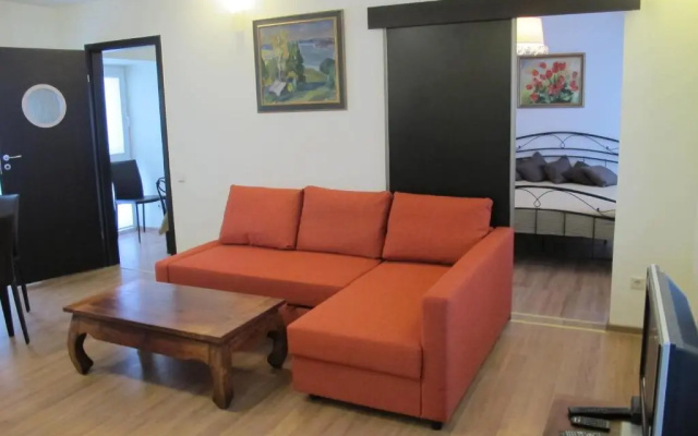 Nida Purvynės 51 apartamentai