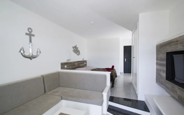 Saladar Suites Boutique